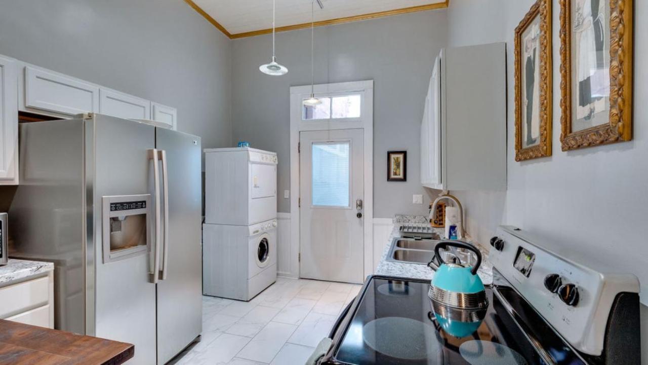 Apartament Elegant 2 Bed Directly On Forsyth Park Savannah Zewnętrze zdjęcie