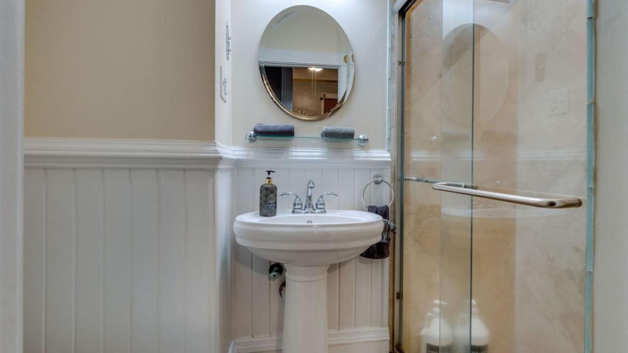 Apartament Elegant 2 Bed Directly On Forsyth Park Savannah Zewnętrze zdjęcie